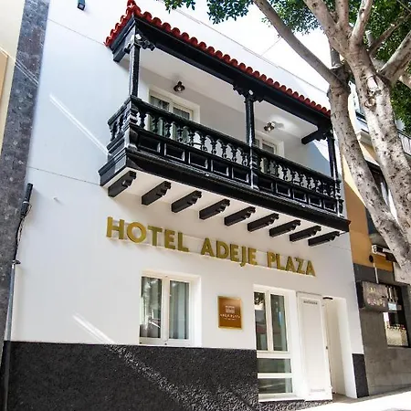 Hotel Suncanarias Adeje Plaza *